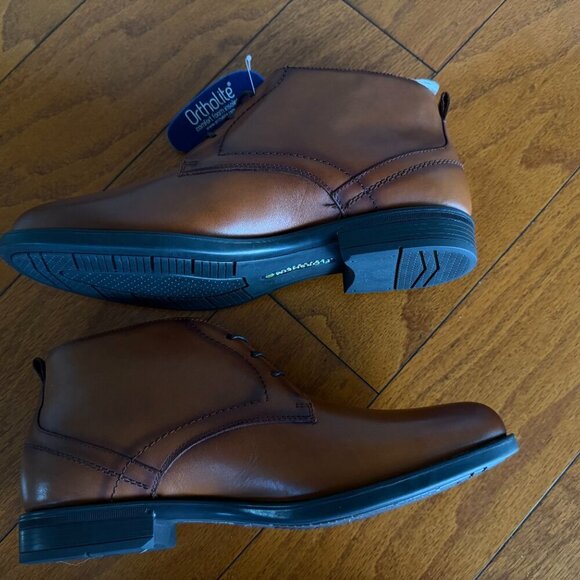 Florsheim Men's Medfield Chukka Boot, Cognac - Picture 10 of 12